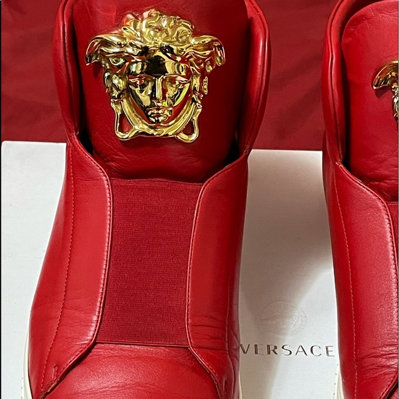 Hightop Cardinal Red/Gold Medusa head Versace sneakers - Picture 2 of 16